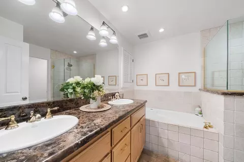 Bath - 335 13th Ave, Santa Cruz, CA 95062 photo 1 of 3