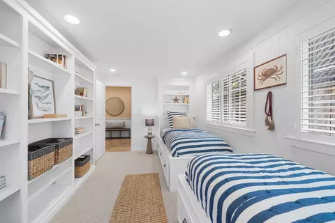 Bedroom - 335 13th Ave, Santa Cruz, CA 95062 photo 6 of 11