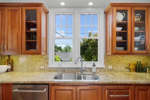 Kitchen - 335 13th Ave, Santa Cruz, CA 95062 photo 4 of 8