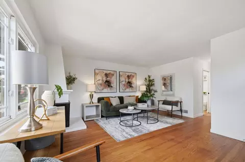 Living - 519 Beech Ave, San Bruno, CA 94066 photo 2 of 3