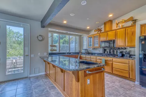 Kitchen - 8213 Bass Pt, Bradley, CA 93426 photo 1 of 5
