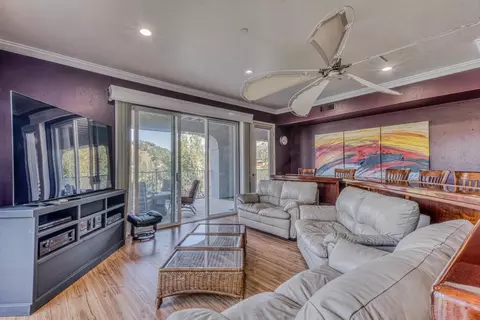 Living - 8213 Bass Pt, Bradley, CA 93426 photo 5 of 5