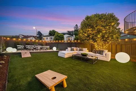 Exterior - 75 Chaves Ave, San Francisco, CA 94127 photo 3 of 4