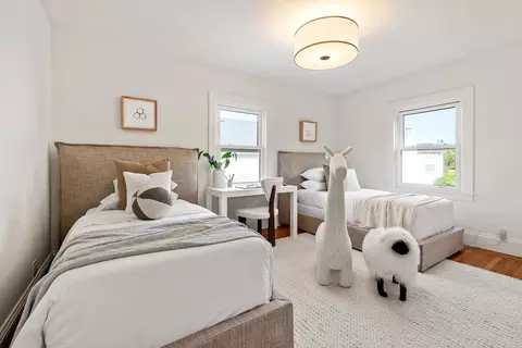 Bedroom - 75 Chaves Ave, San Francisco, CA 94127 photo 2 of 2