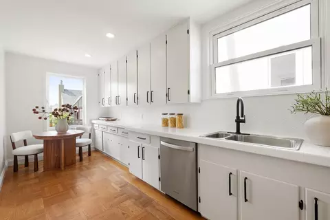 Kitchen - 75 Chaves Ave, San Francisco, CA 94127 photo 2 of 3