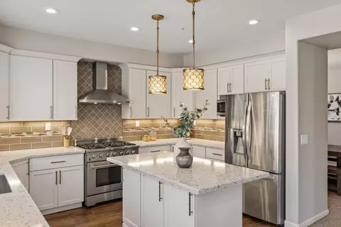 Kitchen - 345 Chardonnay Dr, Salinas, CA 93906 photo 2 of 2