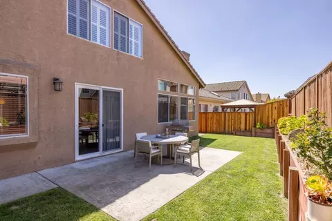 Exterior - 345 Chardonnay Dr, Salinas, CA 93906 photo 2 of 3
