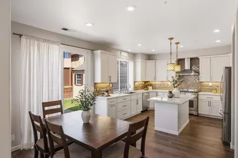 Kitchen - 345 Chardonnay Dr, Salinas, CA 93906 photo 1 of 2