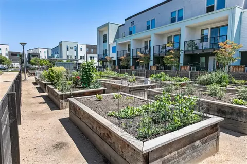 View/Area - 5852 Virtual Ln, San Jose, CA 95119 photo 4 of 9