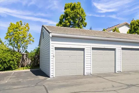 Exterior - 511 Dursey Dr, Pinole, CA 94564 photo 6 of 8