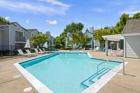 Exterior - 511 Dursey Dr, Pinole, CA 94564 photo 3 of 8