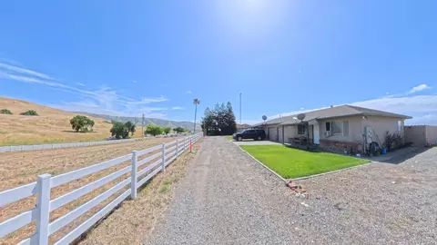 4790 Pacheco Pass Hwy, Gilroy, CA 95020