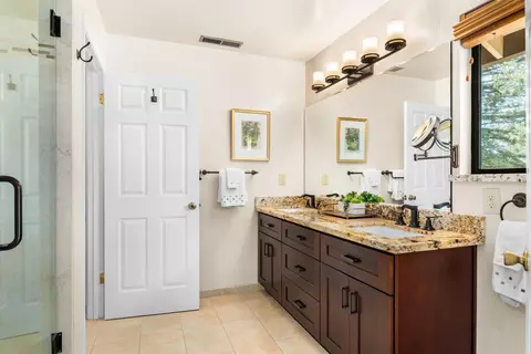 Bath - 3047 Arlington Dr, Aptos, CA 95003 photo 2 of 6