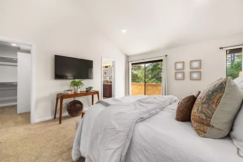 Bedroom - 3047 Arlington Dr, Aptos, CA 95003 photo 2 of 4