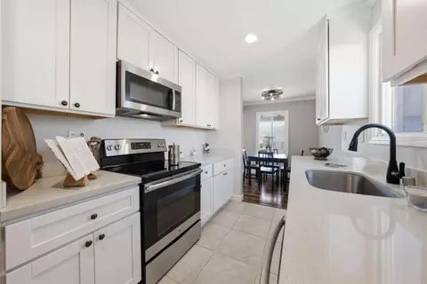 Kitchen - 2793 Ruff Ct, Pinole, CA 94564 photo 2 of 2