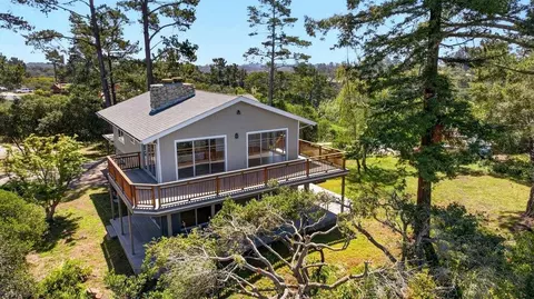 505 Hidden Valley Rd, Royal Oaks, CA 95076
