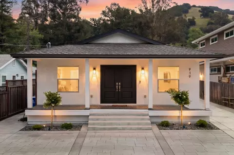 919 Old Canyon Rd, Fremont, CA 94536