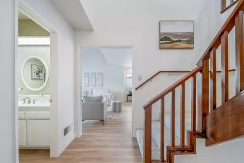 Entry Way - 709 San Leandro Cir, Salinas, CA 93901 photo 2 of 4