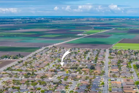 View/Area - 709 San Leandro Cir, Salinas, CA 93901 photo 2 of 3