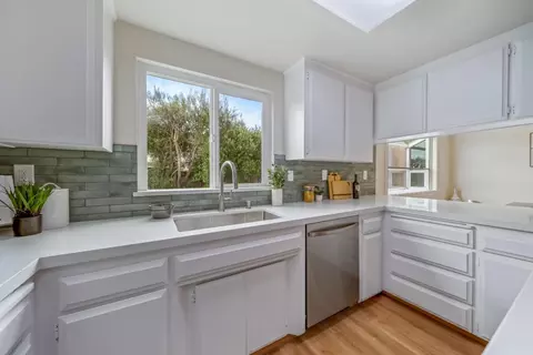 Kitchen - 709 San Leandro Cir, Salinas, CA 93901 photo 1 of 4