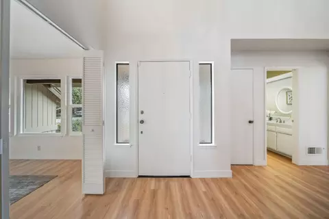 Entry Way - 709 San Leandro Cir, Salinas, CA 93901 photo 1 of 4