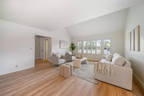 Living - 709 San Leandro Cir, Salinas, CA 93901 photo 3 of 6