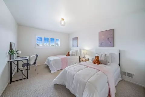 Bedroom - 709 San Leandro Cir, Salinas, CA 93901 photo 9 of 10