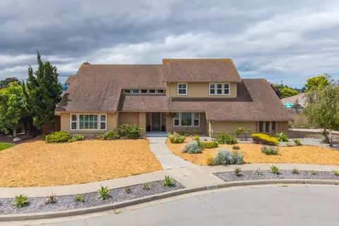 709 San Leandro Cir, Salinas, CA 93901
