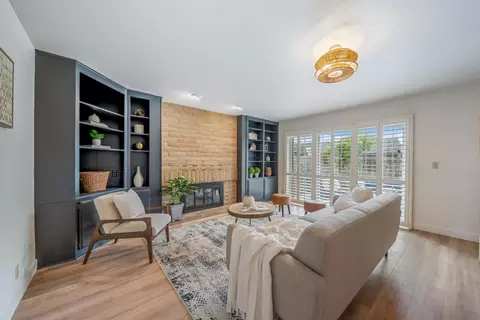 Living - 709 San Leandro Cir, Salinas, CA 93901 photo 4 of 6