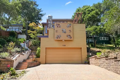 Alameda De Las Pulgas, Belmont, CA 94002