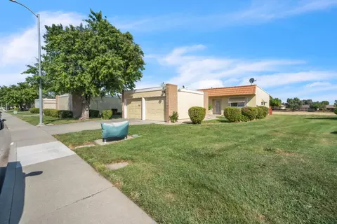 636 Yellowstone Dr, Vacaville, CA 95687
