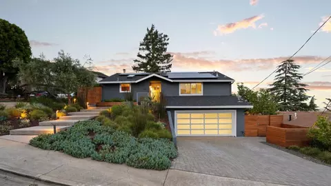1047 Hewitt Dr, San Carlos, CA 94070