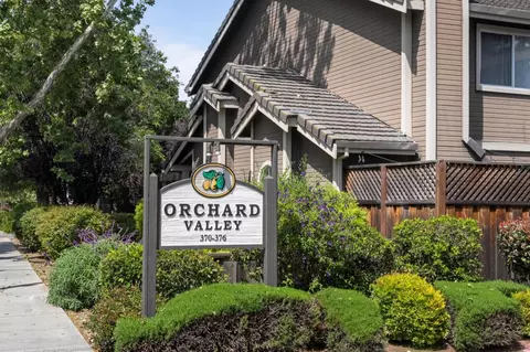 374 Union Ave E, Campbell, CA 95008