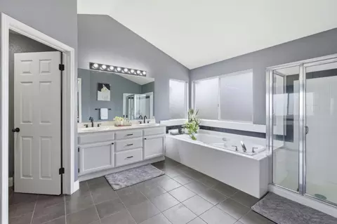 Bath - 4109 Spaulding St, Antioch, CA 94531 photo 2 of 6