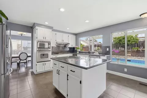 Kitchen - 4109 Spaulding St, Antioch, CA 94531 photo 2 of 3