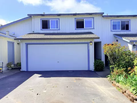 2335 17th Ave, Santa Cruz, CA 95062