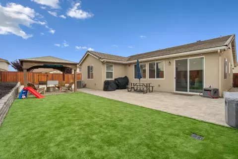 Exterior - 1363 Rossano Way, Salinas, CA 93905 photo 4 of 7