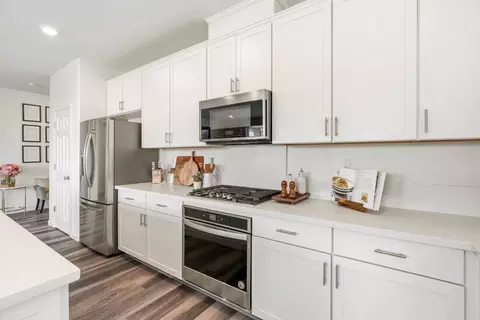 Kitchen - 1363 Rossano Way, Salinas, CA 93905 photo 3 of 3
