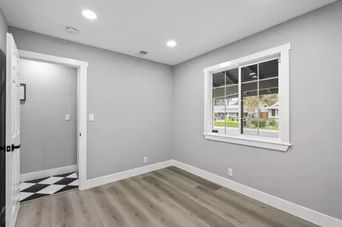 Entry Way - 5150 Brookside Ln, Concord, CA 94521 photo 2 of 3