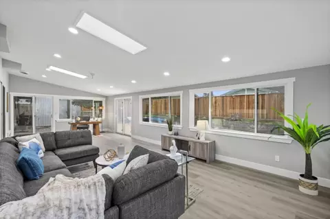 Living - 5150 Brookside Ln, Concord, CA 94521 photo 6 of 6