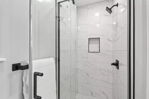 Bath - 5150 Brookside Ln, Concord, CA 94521 photo 7 of 10