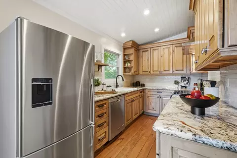 Kitchen - 140 S Peter Dr, Campbell, CA 95008 photo 6 of 6