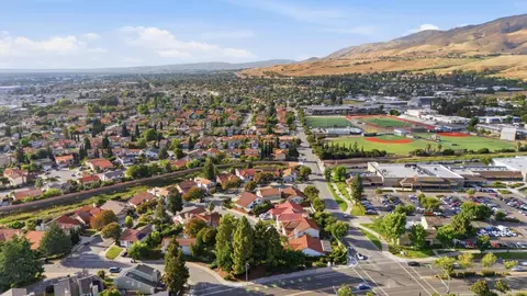 931 Hamilton Ave, Milpitas, CA 95035