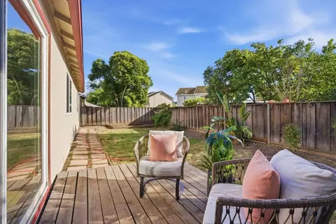 Exterior - 931 Hamilton Ave, Milpitas, CA 95035 photo 3 of 6