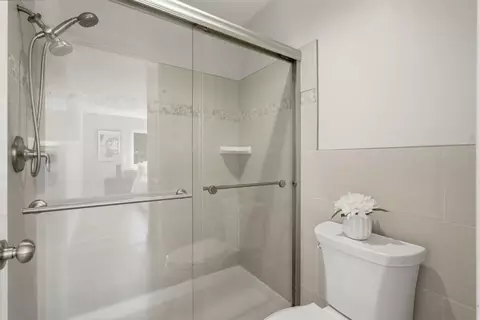Bath - 931 Hamilton Ave, Milpitas, CA 95035 photo 5 of 5