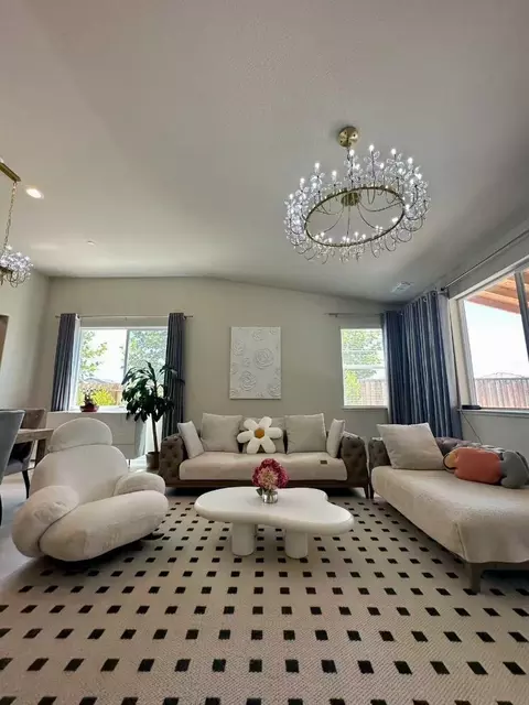 Living - 4341 Trailblazer Way, Modesto, CA 95356 photo 2 of 3