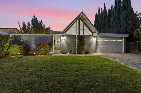 719 Jackpine Ct, Sunnyvale, CA 94086