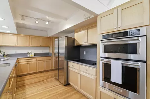 Kitchen - 719 Jackpine Ct, Sunnyvale, CA 94086 photo 2 of 3