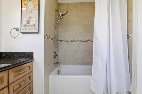 Bath - 719 Jackpine Ct, Sunnyvale, CA 94086 photo 2 of 3