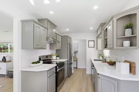 Kitchen - 1091 W Latimer Ave, Campbell, CA 95008 photo 1 of 2